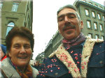 Cello with his Mom at OnionMarket in Bern