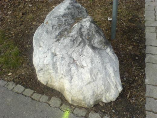 Stein am Strasseneck